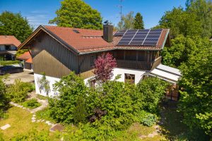 Ansicht mit Garten