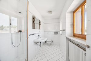 Badezimmer 2